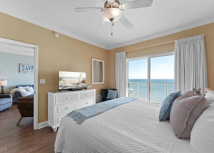 5-star Gulf Front With Amenities Apartment