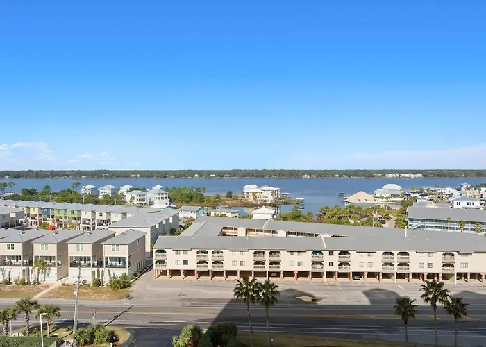 5-star Gulf Front With Amenities Apartment