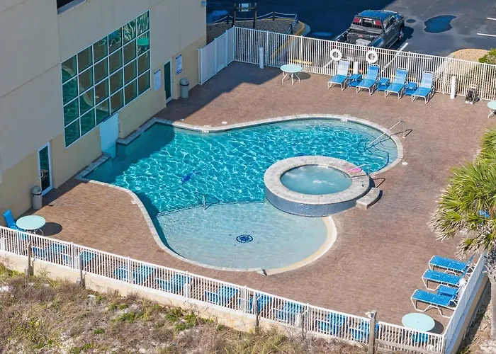 5-star Gulf Front With Amenities Apartment
